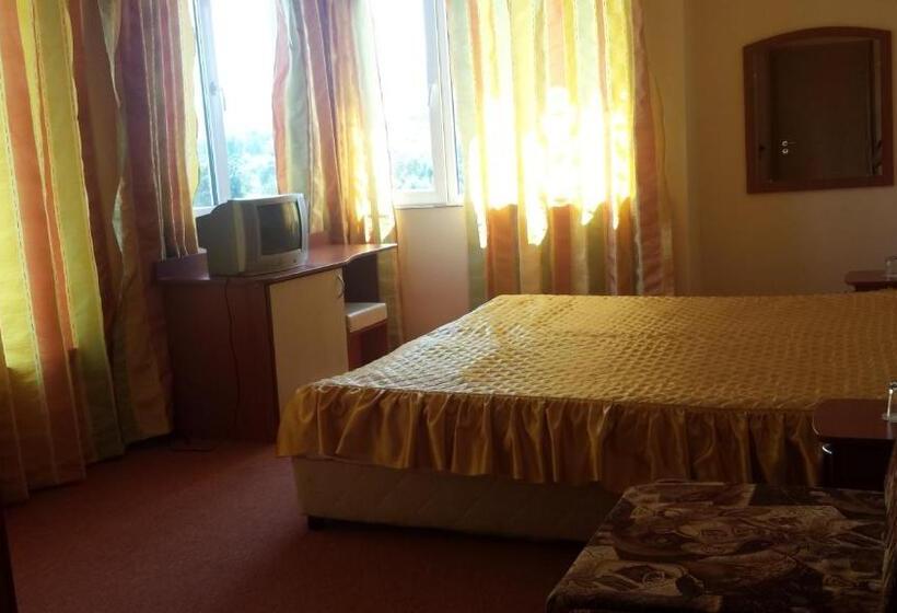 Номер Стандарт, Family Hotel Mimosa