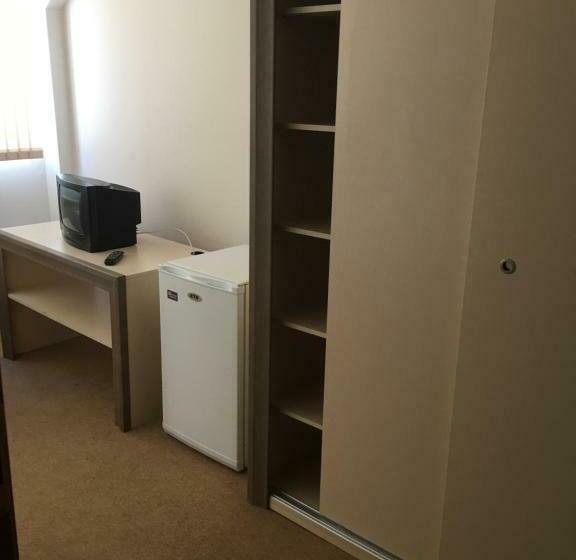 スタンダードシングルルーム, Hostel Elena
