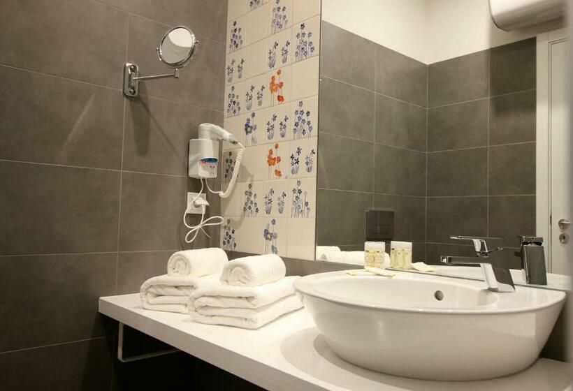 Quarto Superior, Riverside Alfama