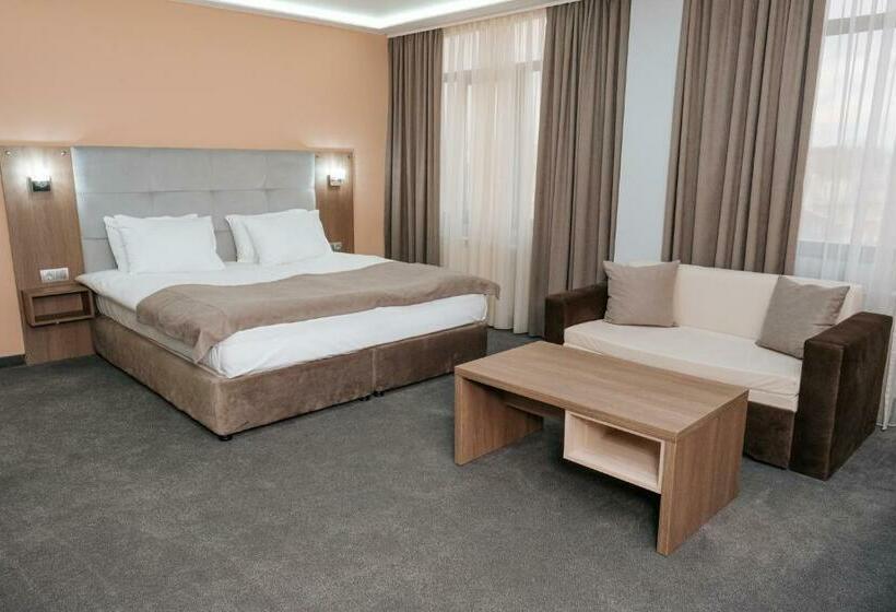 舒适型房间, Tundzha   Renovated!