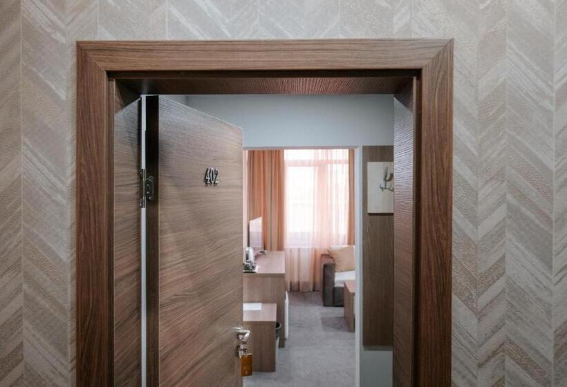 舒适型房间, Tundzha   Renovated!