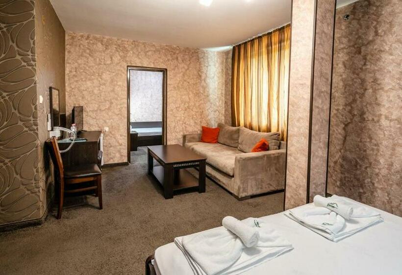 Люкс с Балконом, Perun Hotel Sandanski