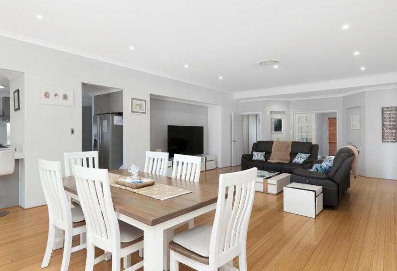 스탠다드 룸 킹사이즈 침대, Baudins Of Busselton Bed And Breakfast   Adults Only