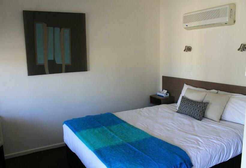 Quarto Estandar, Chalambar Motel