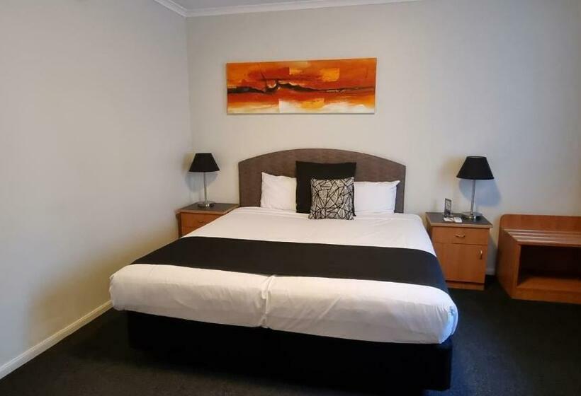 패밀리 룸, Alpha Hotel Canberra