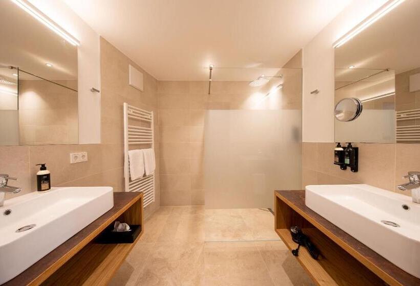 Люкс Вид на Горы, Moseralm Dolomiti Spa Resort