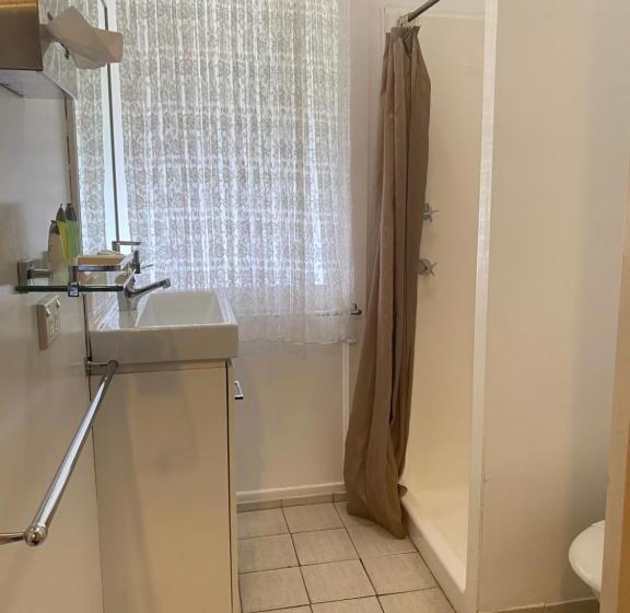 4인용 스탠다드 룸, Motel Kempsey
