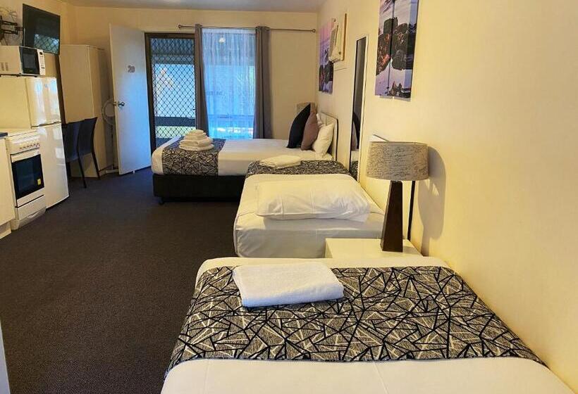4인용 스탠다드 룸, Motel Kempsey