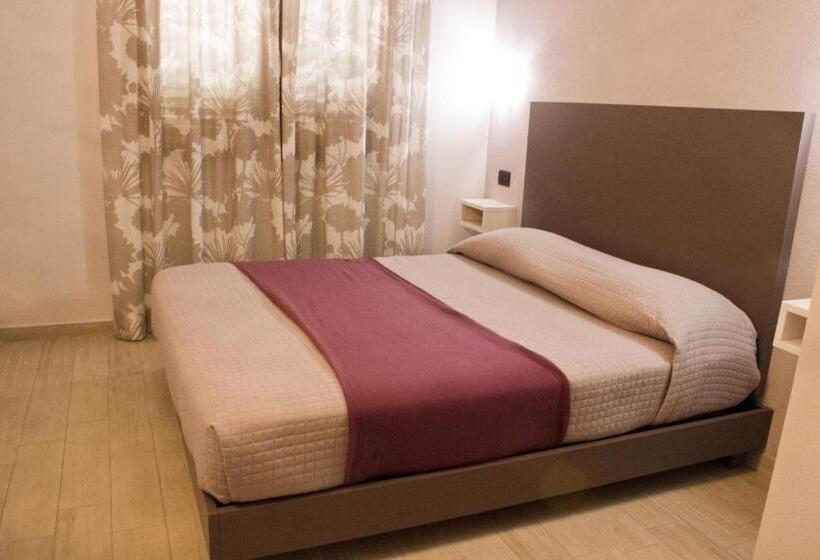 آپارتمان 1 خوابه با چشم‌انداز باغ, Real B&b Primo Sole