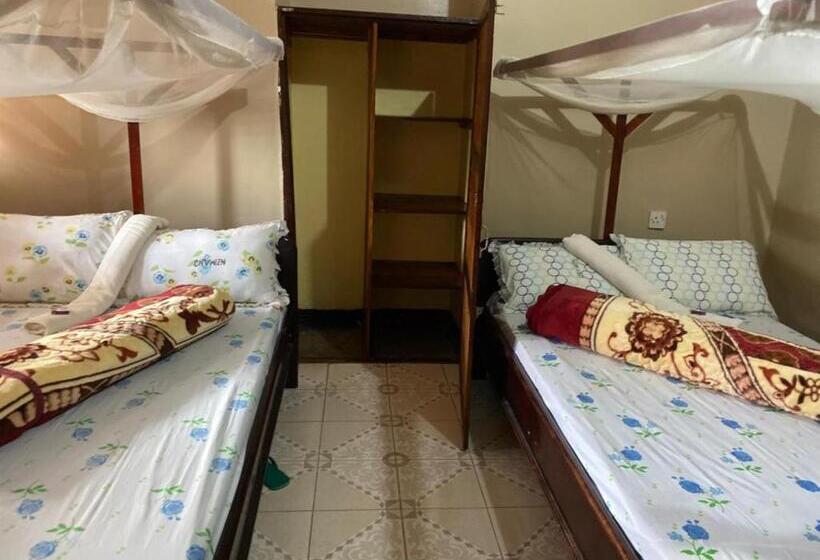 Номер Стандарт, Nzimano Hostel