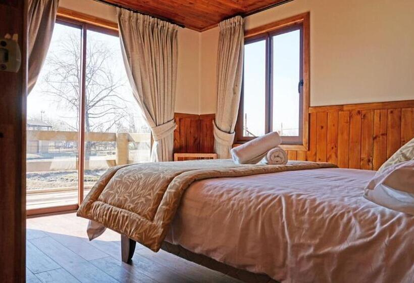 اتاق خانوادگی, Safari Lodge