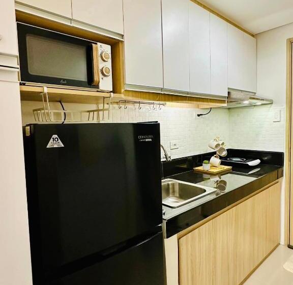 Апартаменты 2 Спальни, 2br Cozy Condo Staycation Near Sm Novaliches, Quezon City