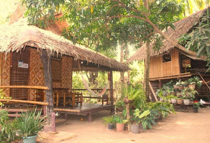 4인용 스탠다드 룸, Driftwood Village Resort