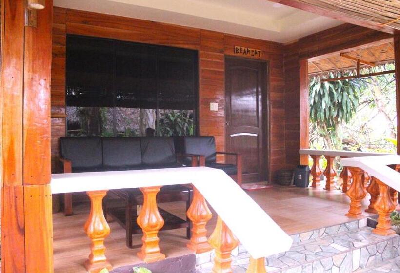 패밀리 룸, Driftwood Village Resort