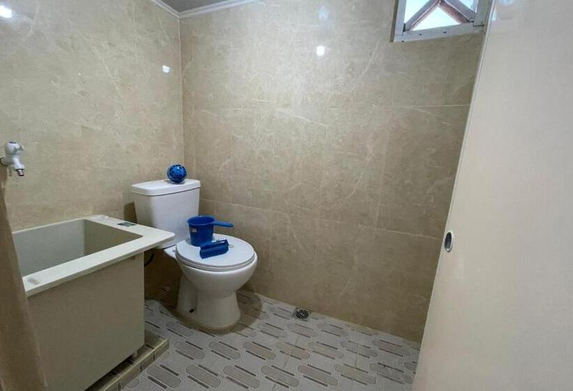 Номер Стандарт, Oyo 93849 Kng Homestay Syariah