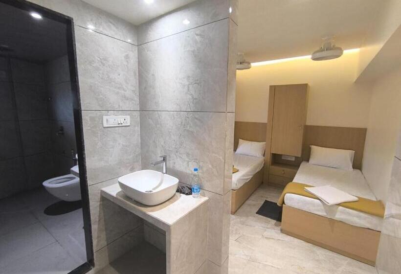 공동 객실, Raman Dormitory