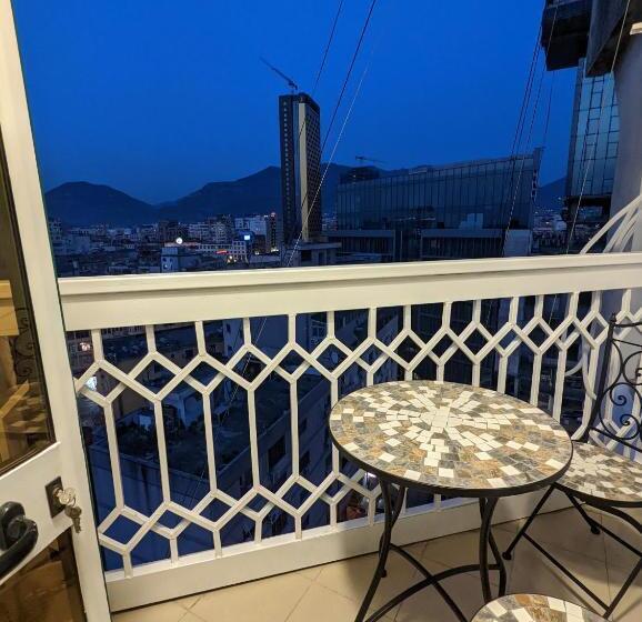스탠다드 트리플 발코니 룸, Spiranca Luxury Suites