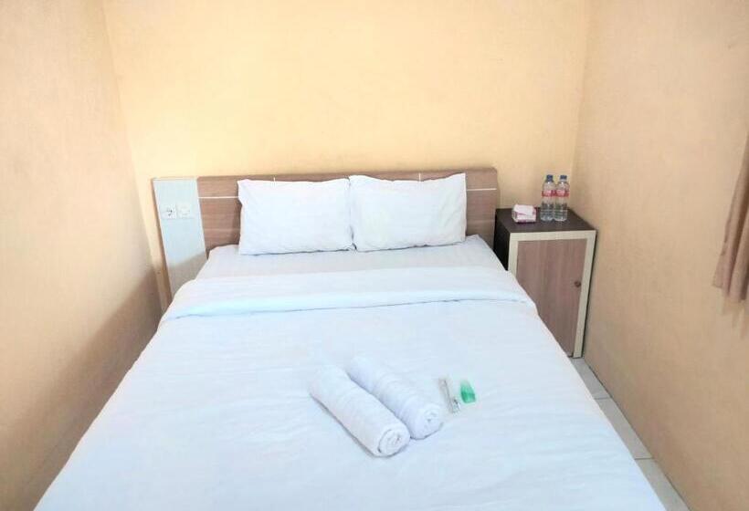 Номер Стандарт, Wisma Mutiara Near Alun Alun Demak Mitra Reddoorz