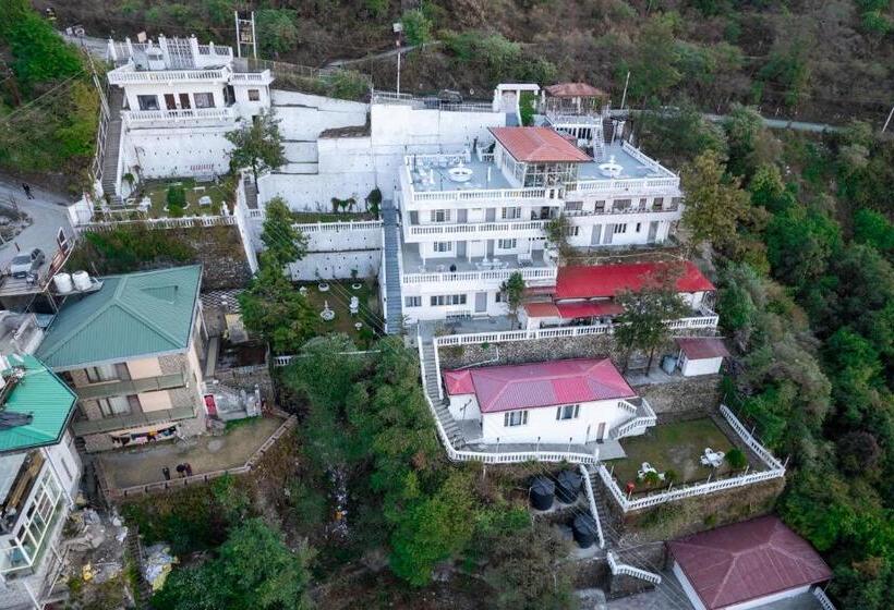 스탠다드 룸 킹사이즈 침대, White House Mussoorie