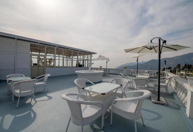 패밀리 룸 산 전망, White House Mussoorie