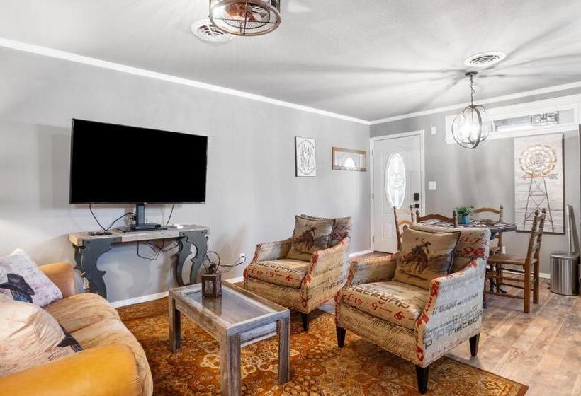 Standard-huone, Salt Block   The Cowboy Suite 4