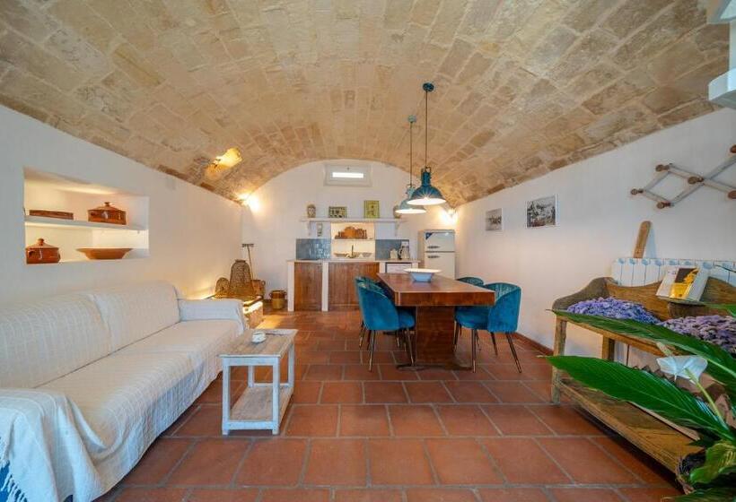 1 Bedroom Deluxe Apartment Sea View, Palazzo De Mori