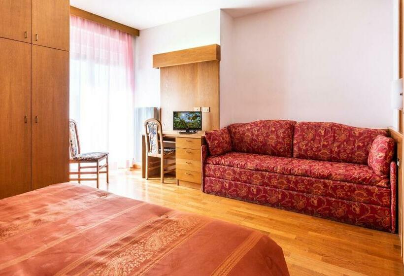 스탠다드 룸, Albergo Bucaneve