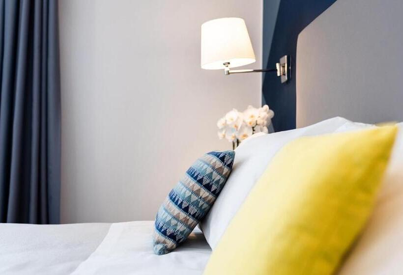 Quarto Deluxe com Sacada, Aurora