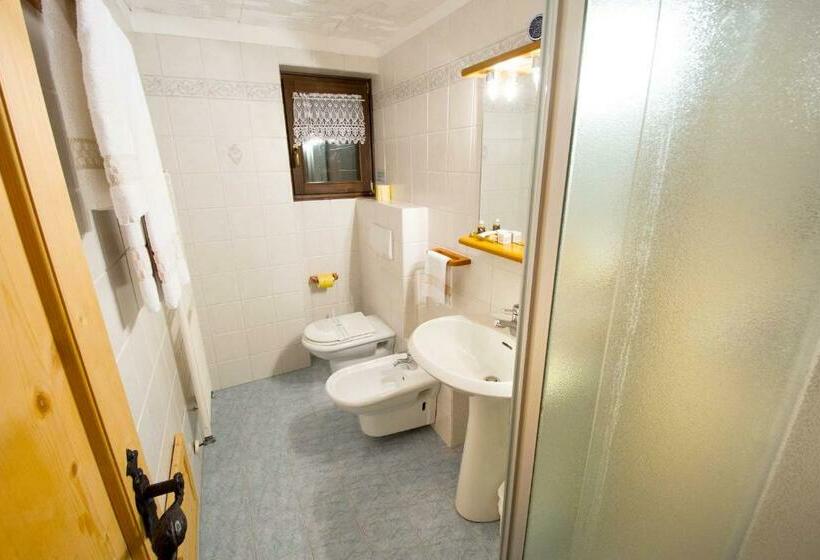 غرفة سوبيريور, Gran Baita