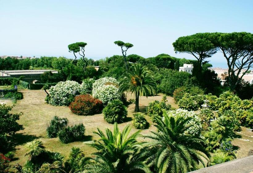 스탠다드 트리플 룸, Parco Dei Principi