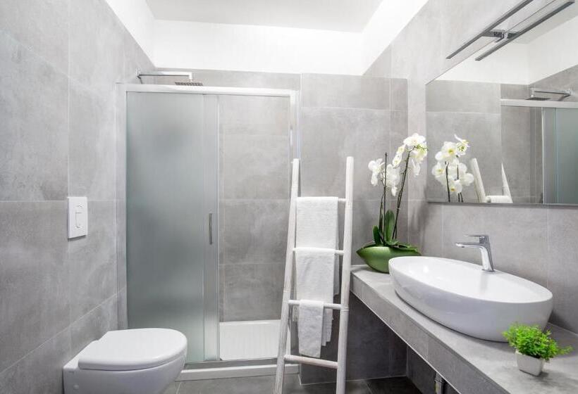 Апартаменты Superior 1 Спальня, Svevo Sea House
