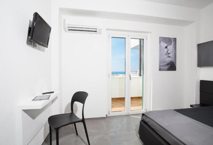 Апартаменты Superior 1 Спальня, Svevo Sea House