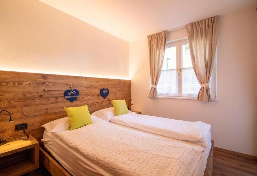 غرفة سوبيريور عائلية, Residence Montebel