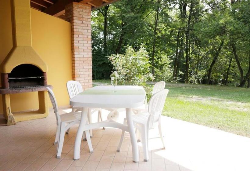 بانگلوی استاندارد 2 خوابه, Camping Zocco