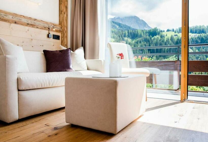 Quarto Estandar Vista Montanha, Vitalhotel Dosses