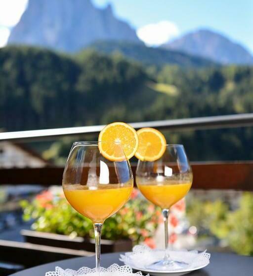 Quarto Estandar Vista Montanha, Vitalhotel Dosses