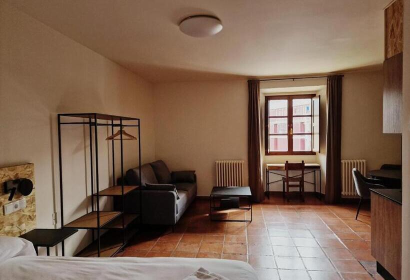 Номер Стандарт, Albergue Real Fabrica De Ezcaray