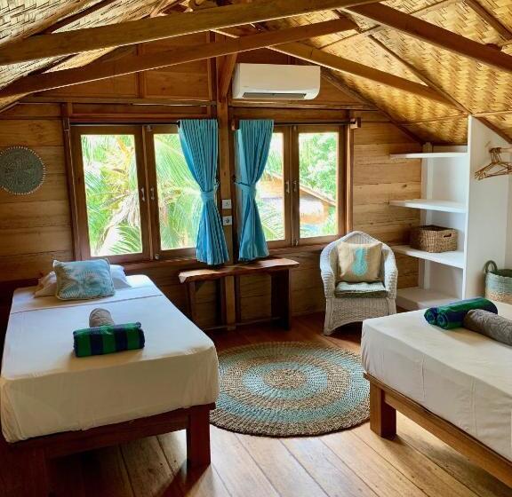 Номер Стандарт Совместная Ванная, Villa Mentawai