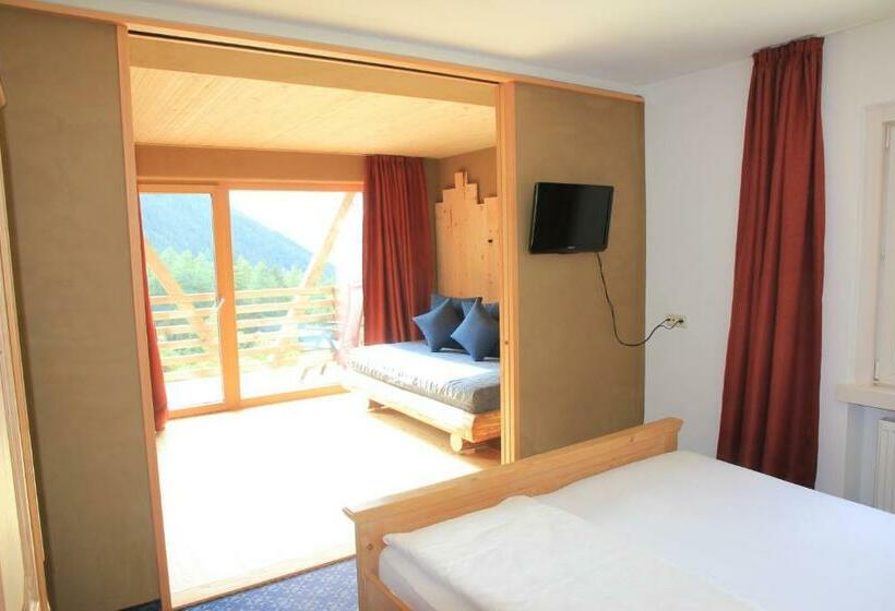 Номер Deluxe с Балконом, Bike & Ski Hotel Diana Karersee