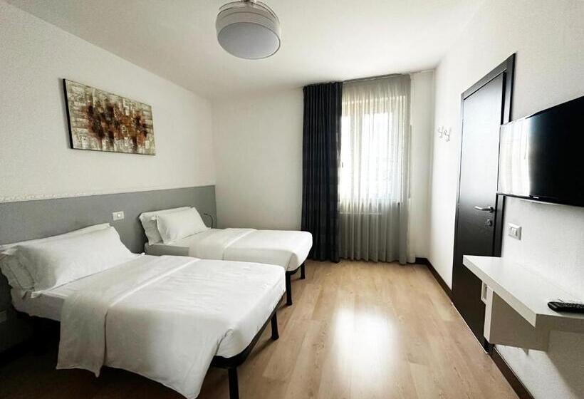 수피리어 룸, Sk Active Hotel   Ex Garni Hotello