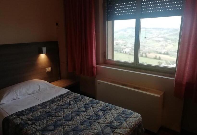 اتاق استاندارد یک نفره, La Fonte