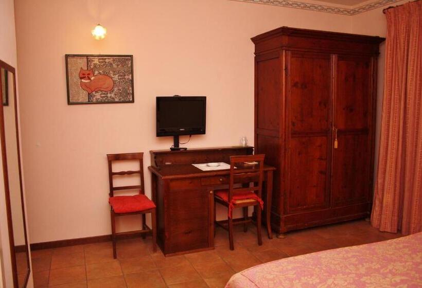 اتاق استاندارد یک نفره, Locanda Salimbeni