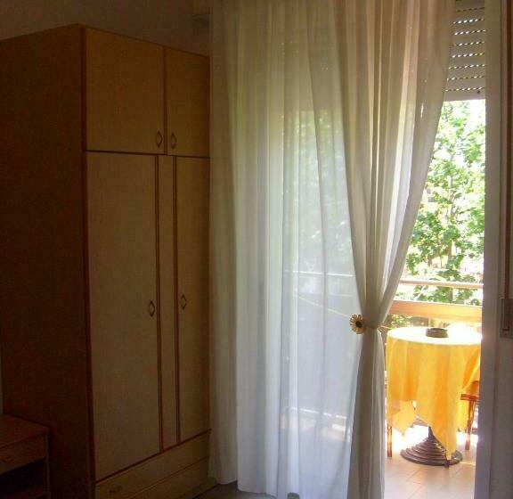 Quarto Estandar, Tiziana