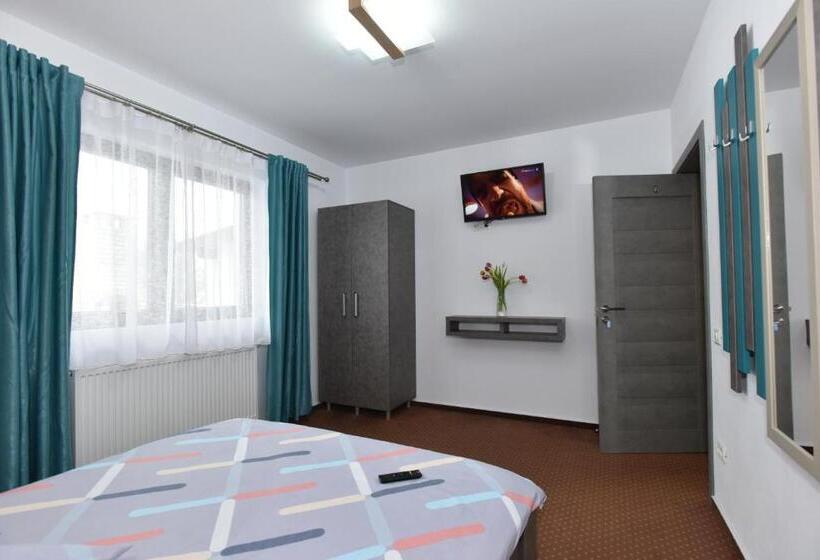 Номер Стандарт, Casa Natalia Bușteni