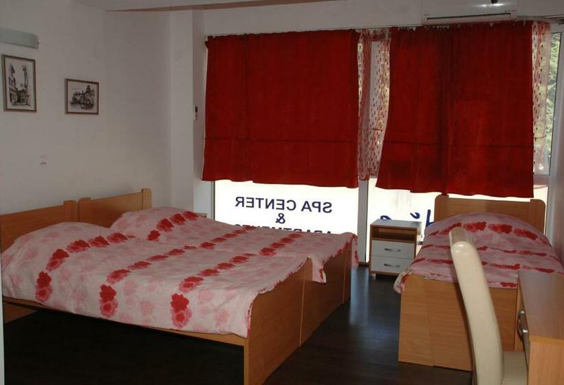 Номер Стандарт Трехместный, Villa Sparadise