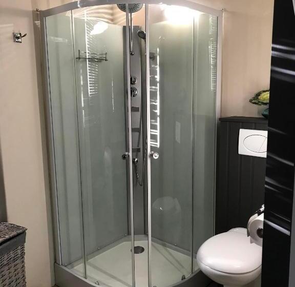 Студия Стандарт, B&b Sauvignon Country Lodge