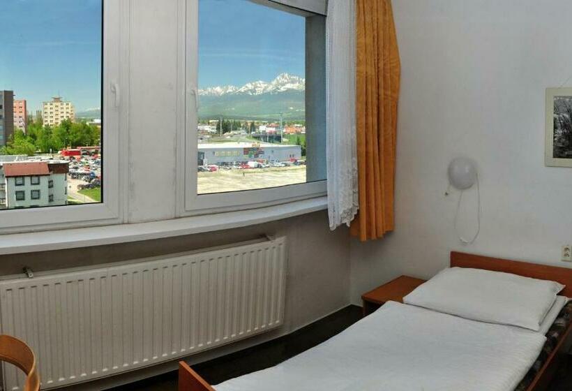 标准单人间, Tatra
