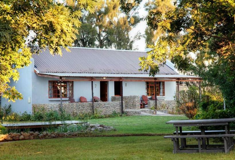 Bahçe Manzaralı Üç Kişilik Standart Oda, Rosedale Organic Farm Bed & Breakfast