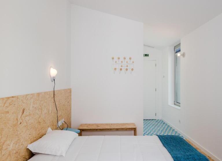 Номер Стандарт, Hostel Conii & Suites Algarve