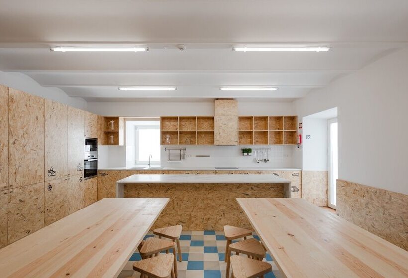 공동 객실, Hostel Conii & Suites Algarve